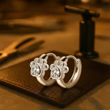 MALE KRUŽNE MINĐUŠE SA MOTIVOM ŠAPE – HUGGIE MINĐUŠE ZA ŽENE